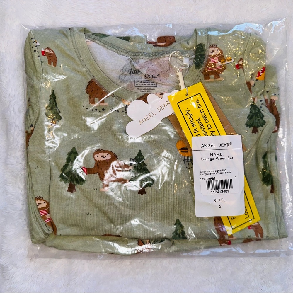 NIB Angel Dear Set - Picture 2 of 2